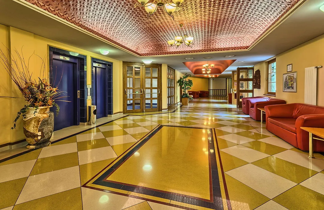 Wellness Hotel Babylon-1