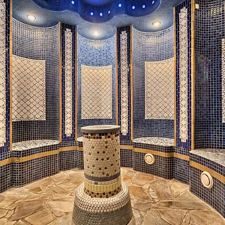 Wellness Hotel Babylon-2